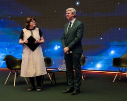 oslava v Planetariu